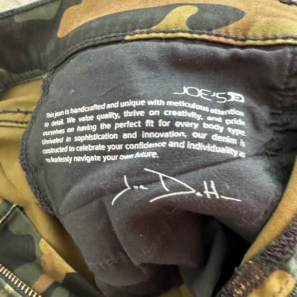 Joe’s jeans high rise skinny ankle camo coated pants - Picture 4 of 9